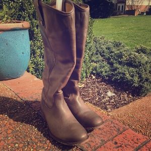 Frye brown boots